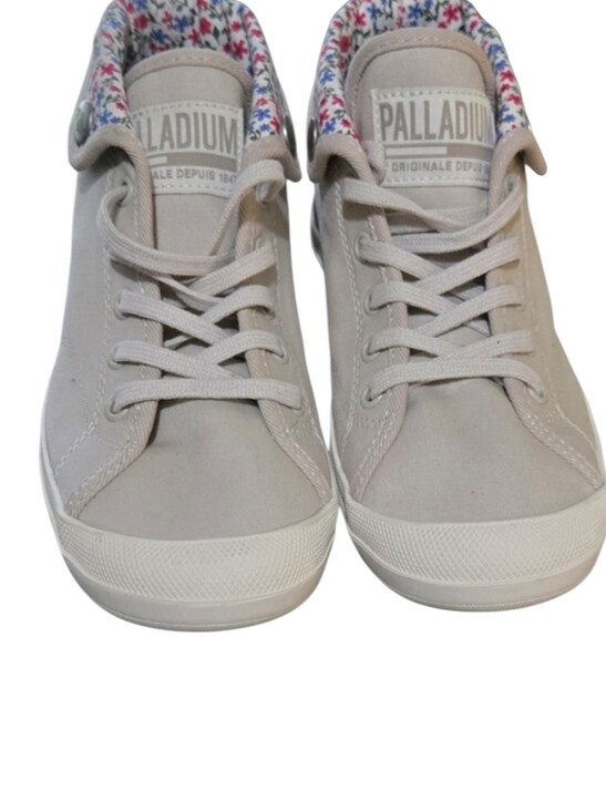 Palladium Shoes - Palladium Women's Canvas Mid Top Sneakers Gray Floral Lining Lace Up Size 6.5